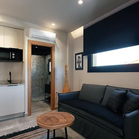 Gd Gallery Hotel *